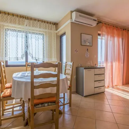 Apartments Dragica Dramalj Exterior photo