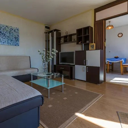 Apartments Dragica Dramalj Exterior photo