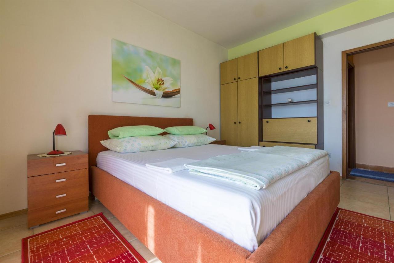 Apartment Dragica *
