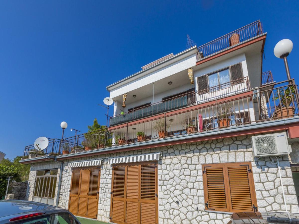 Apartment Dragica