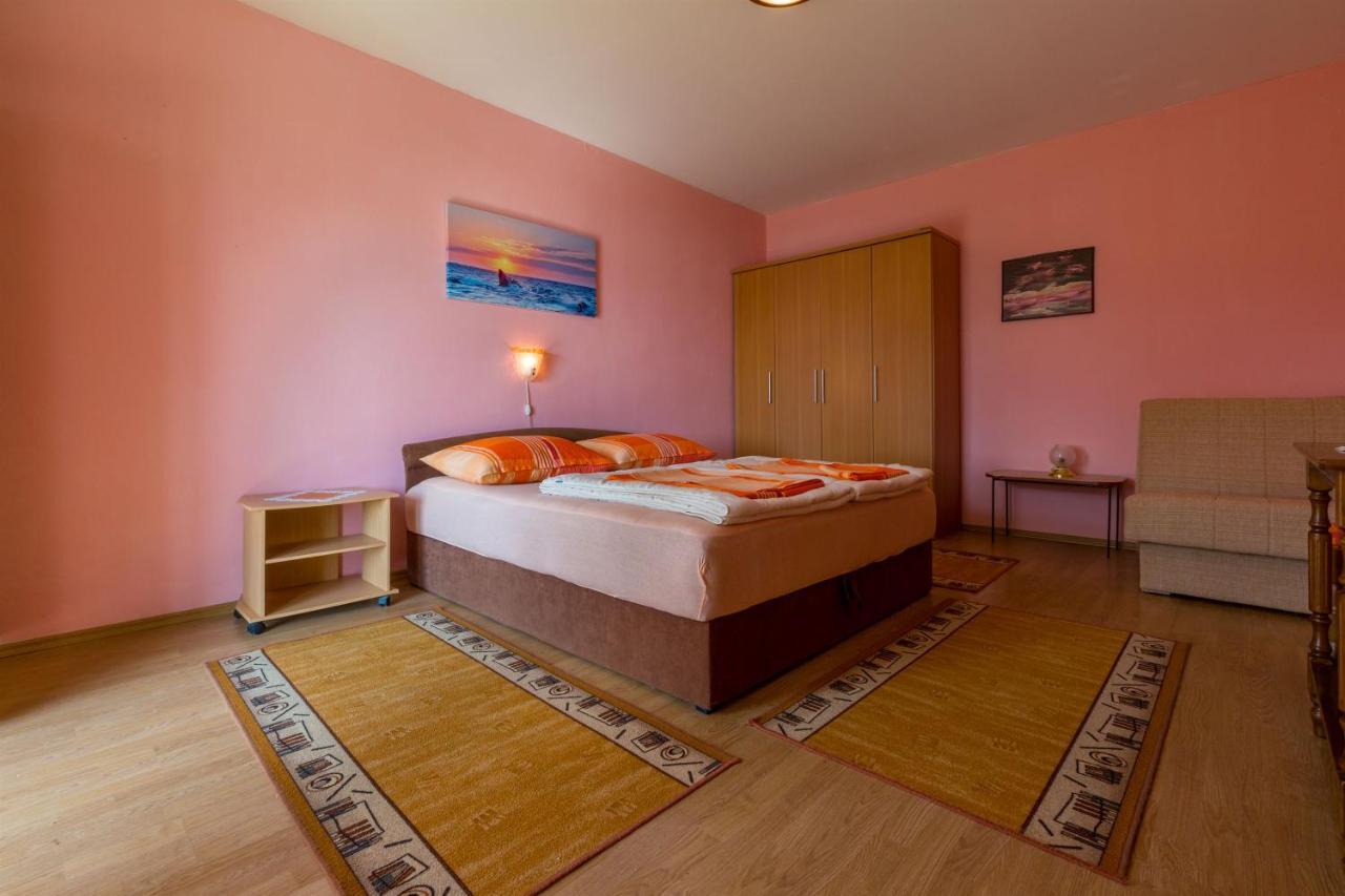 Apartment Dragica *