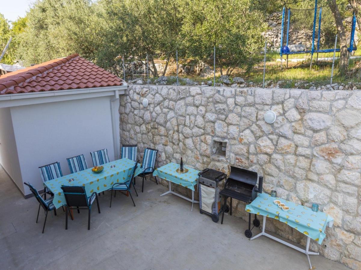 Apartment Dragica